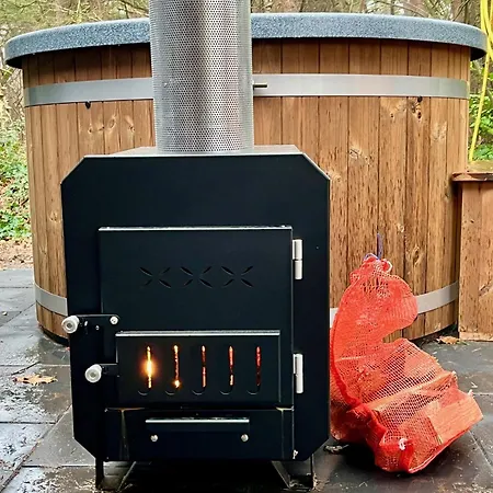 Horská chata Wellness In The Woods - 4p Tinyhouse Met Prive Sauna & Hottub