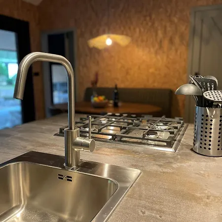 Chalet Wellness In The Woods - 4p Tinyhouse Met Prive Sauna & Hottub