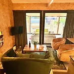 Wellness In The Woods - 4p Tinyhouse Met Prive Sauna & Hottub Chalet *