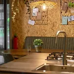 Wellness In The Woods - 4p Tinyhouse Met Prive Sauna & Hottub Diessen
